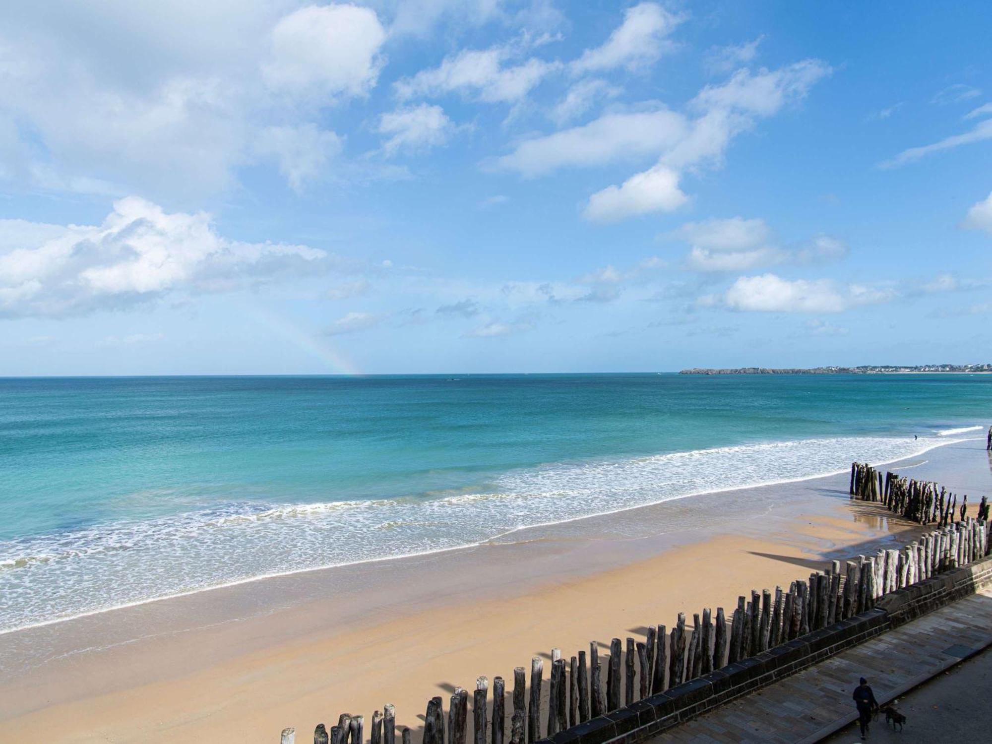 Ibis Saint Malo Plage Bagian luar foto