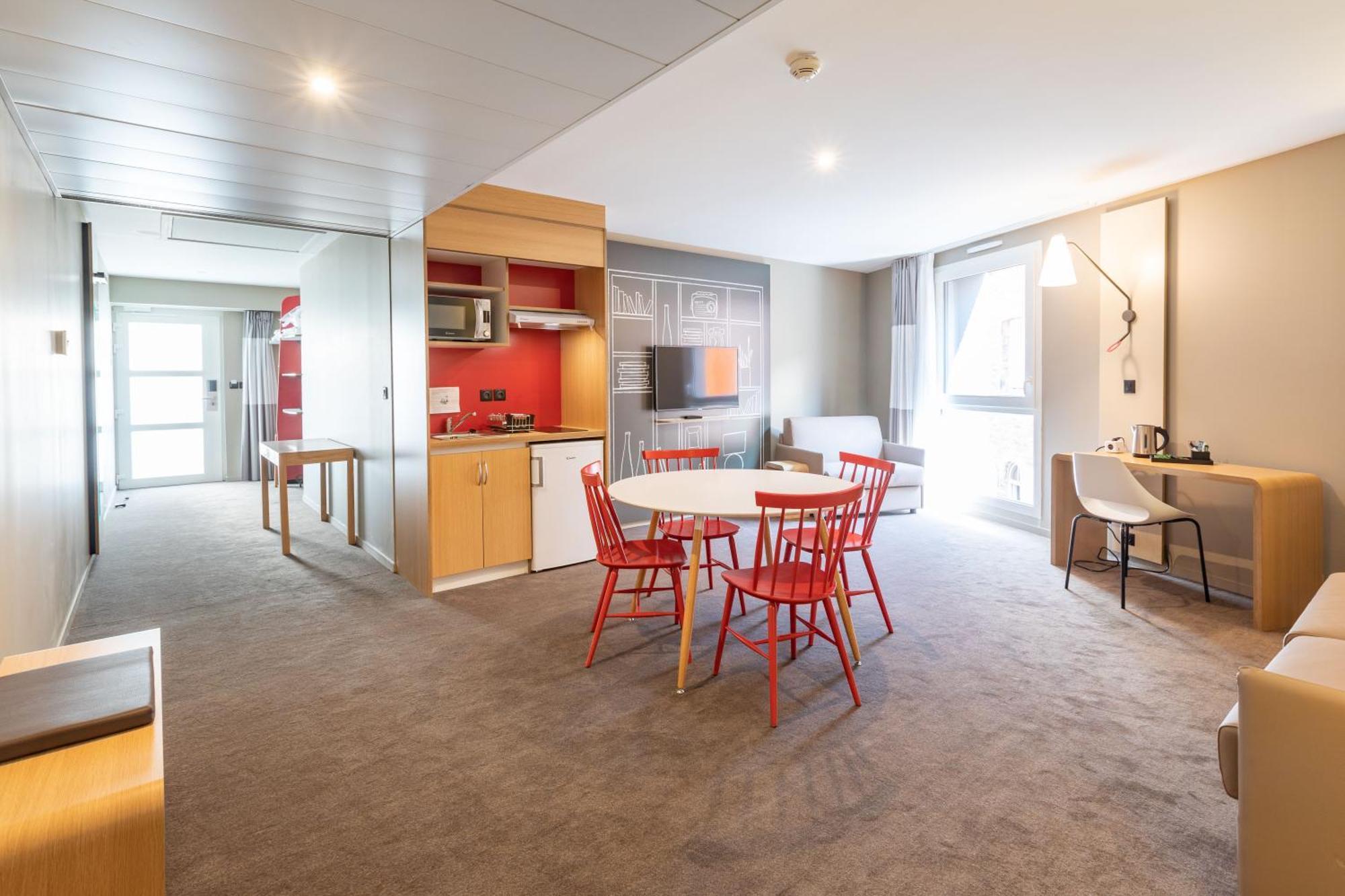 Ibis Saint Malo Plage Bagian luar foto