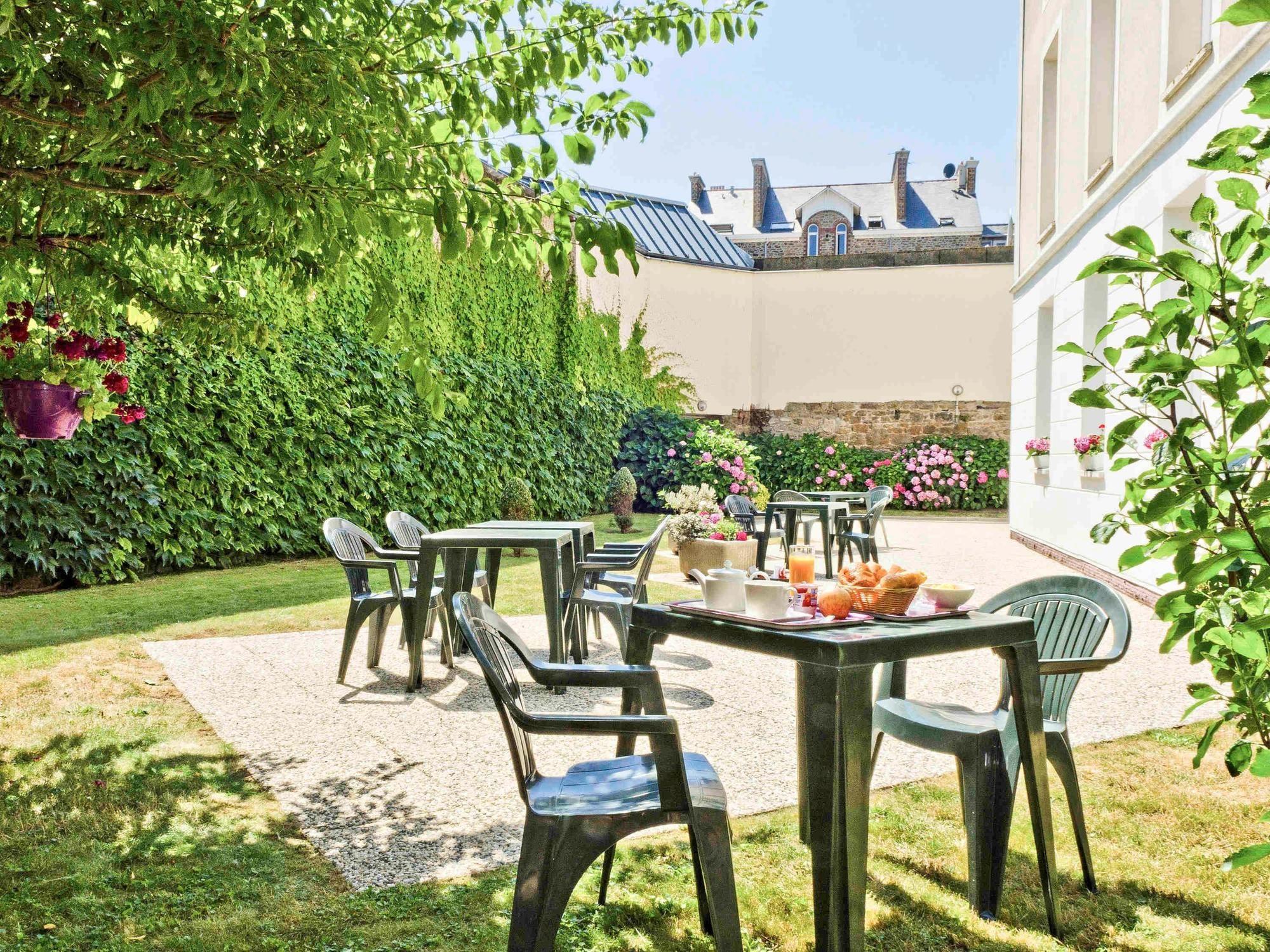 Ibis Saint Malo Plage Bagian luar foto